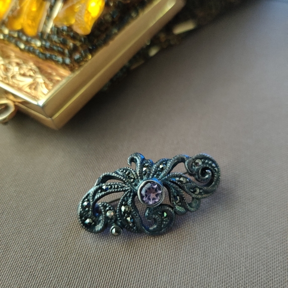 VTG Art Deco Sterling Marcasite & Amethyst brooch - Picture 4 of 7
